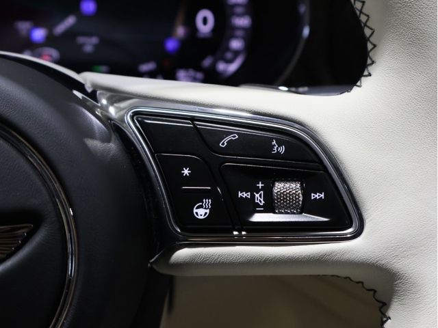 BENTLEY BENTAYGA 2025 Image 31