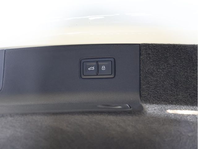 BENTLEY BENTAYGA 2025 Image 31