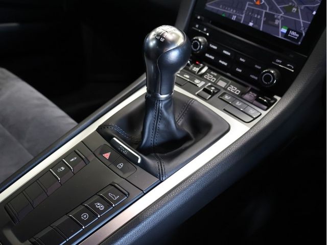 PORSCHE 718CAYMAN 2020 Image 31