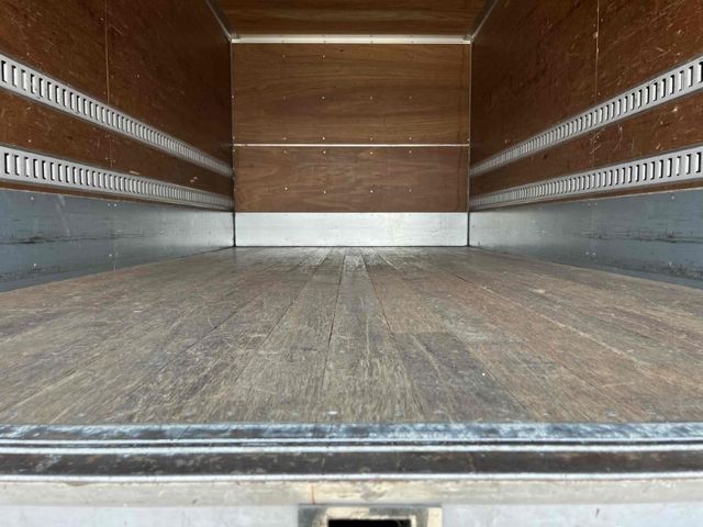 ISUZU ELF 2015 Image 31