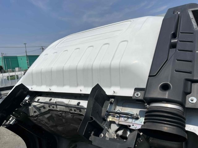 ISUZU ELF 2015 Image 31