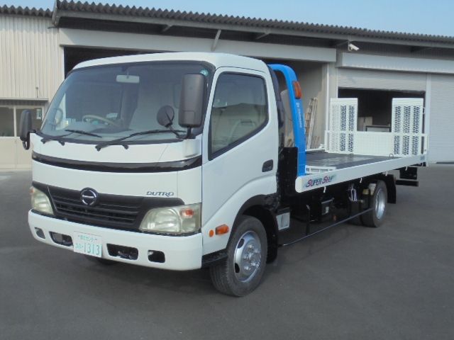 HINO DUTRO 2010 Image 31