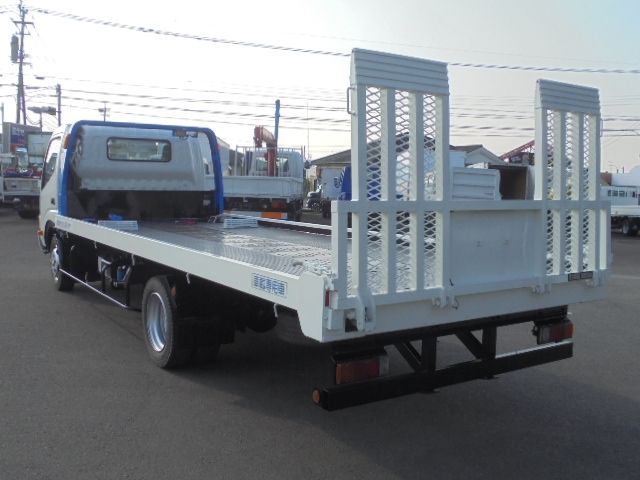 HINO DUTRO 2010 Image 31