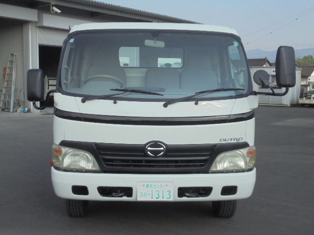 HINO DUTRO 2010 Image 31