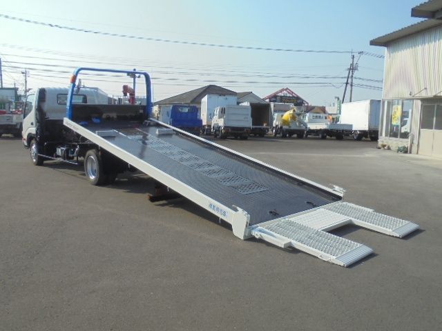 HINO DUTRO 2010 Image 31