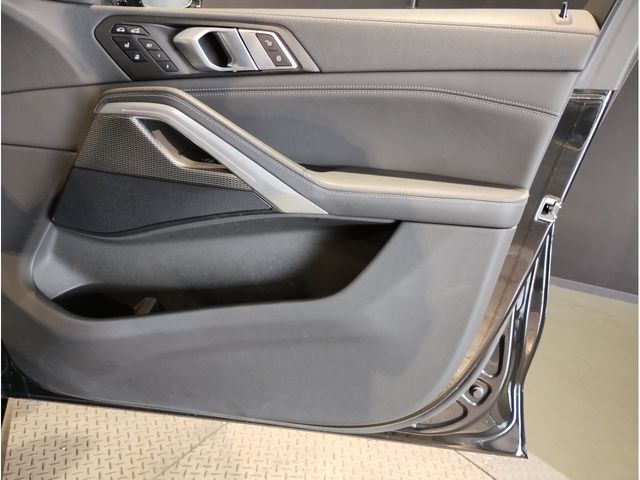 BMW X6 2022 Image 31