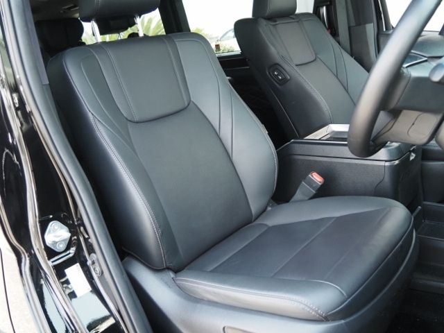 TOYOTA GRANACE 2023 Image 31