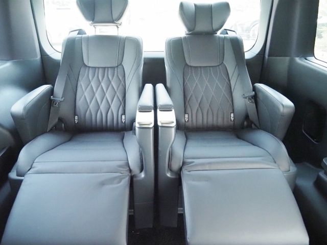 TOYOTA GRANACE 2023 Image 31