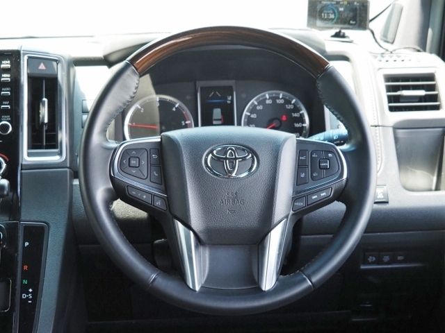 TOYOTA GRANACE 2023 Image 31