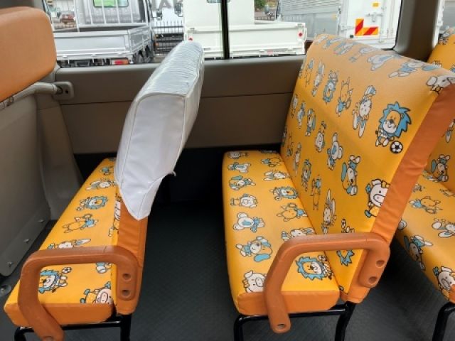 HINO LIESSE2 2017 Image 31