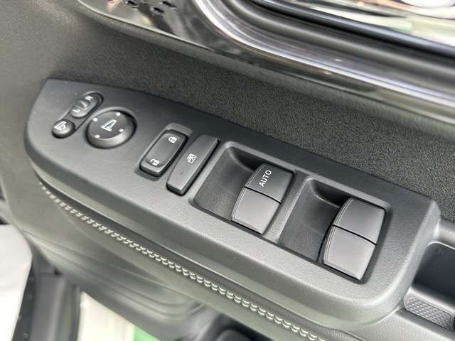 HONDA N BOX CUSTOM 2025 Image 31