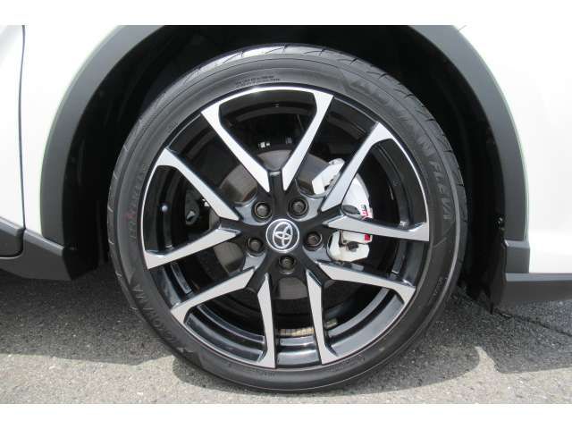 TOYOTA C-HR 2020 Image 31