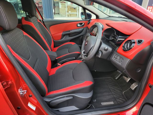 RENAULT LUTECIA 2016 Image 31