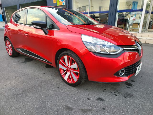 RENAULT LUTECIA 2016 Image 31