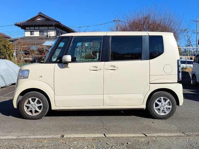 HONDA N BOX 2012 Image 31