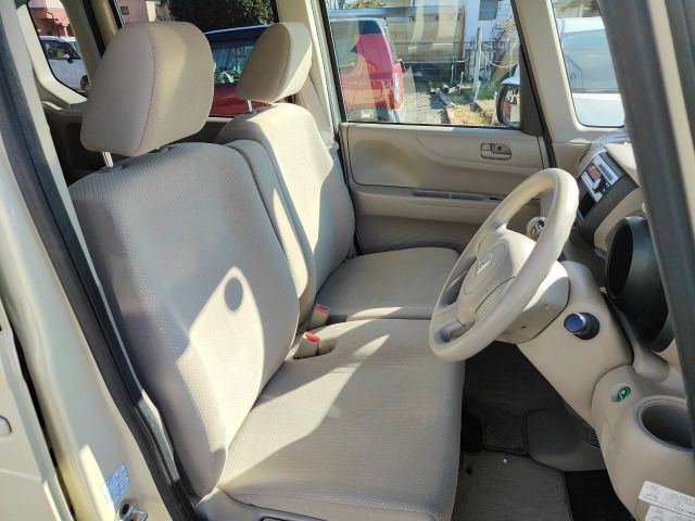 HONDA N BOX 2012 Image 31