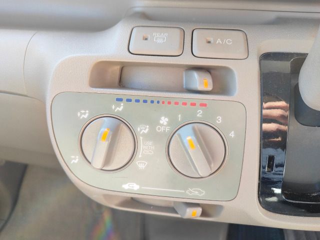 HONDA N BOX 2012 Image 31