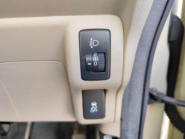 HONDA N BOX 2012 Image 31