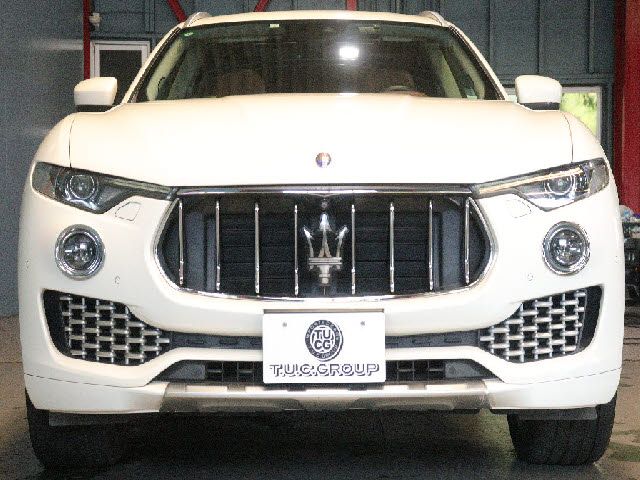 MASERATI LEVANTE 2016 Image 31