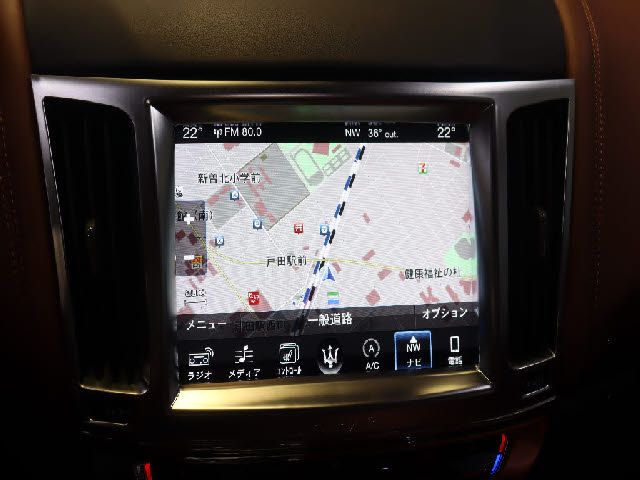 MASERATI LEVANTE 2016 Image 31