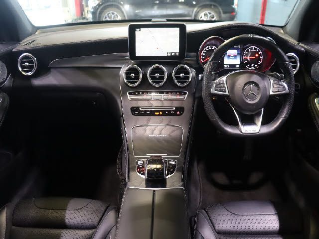 MERCEDES BENZ MERCEDES AMG GLCCLAS 2018 Image 31