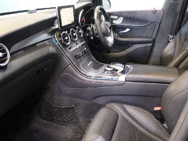 MERCEDES BENZ MERCEDES AMG GLCCLAS 2018 Image 31