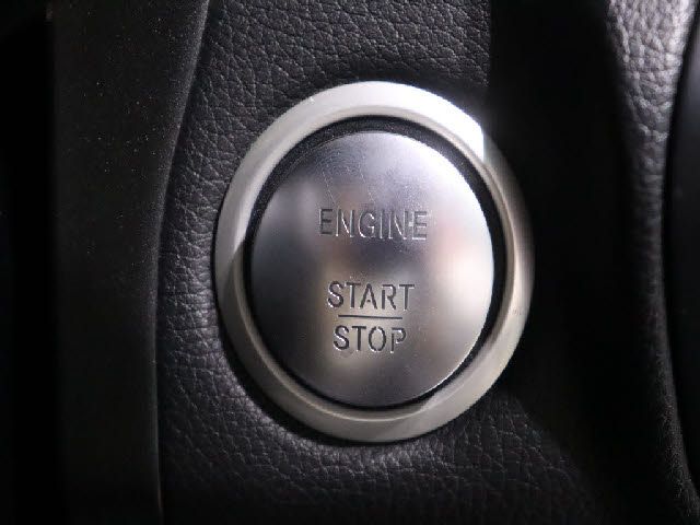 MERCEDES BENZ MERCEDES AMG GLCCLAS 2018 Image 31