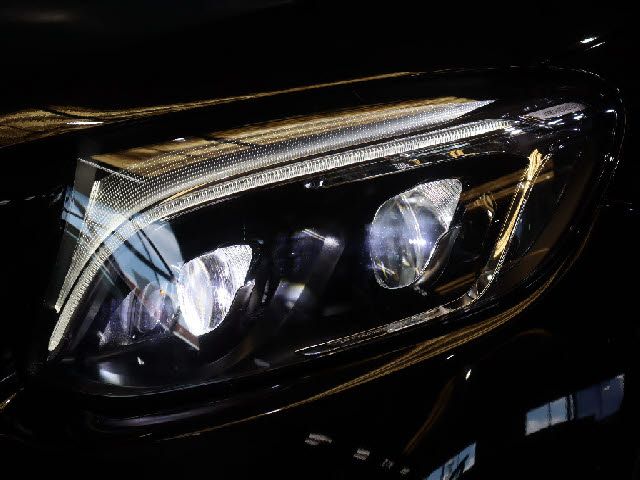 MERCEDES BENZ MERCEDES AMG GLCCLAS 2018 Image 31