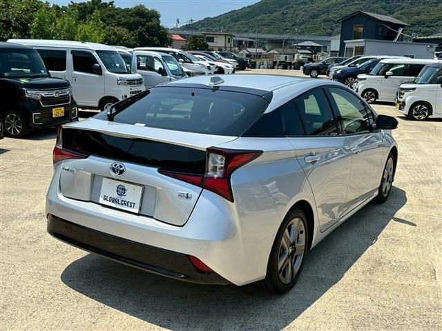 TOYOTA PRIUS 2021 Image 31