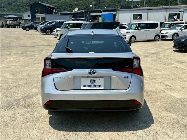 TOYOTA PRIUS 2021 Image 31