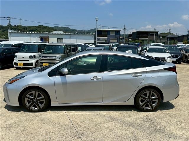 TOYOTA PRIUS 2021 Image 31