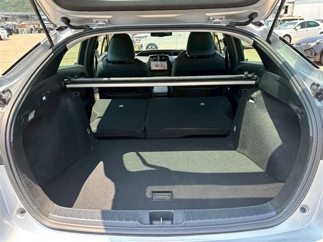 TOYOTA PRIUS 2021 Image 31