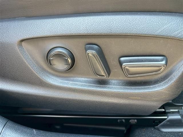 TOYOTA PRIUS 2021 Image 31