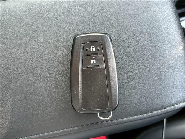 TOYOTA PRIUS 2021 Image 31