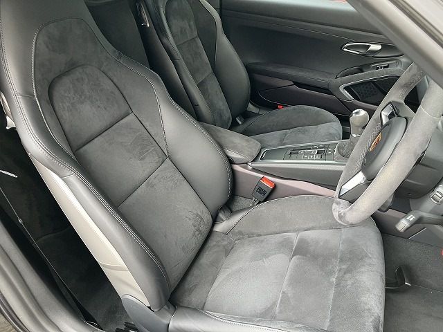 PORSCHE 718BOXSTER 2020 Image 31