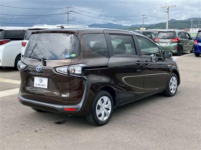 TOYOTA SIENTA HYBRID 2019 Image 31