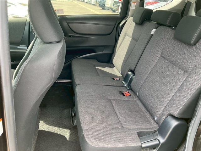 TOYOTA SIENTA HYBRID 2019 Image 31