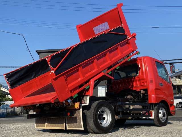 MITSUBISHI FUSOU FIGHTER 2006 Image 31