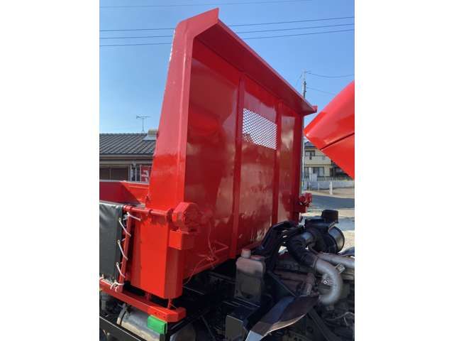 MITSUBISHI FUSOU FIGHTER 2006 Image 31