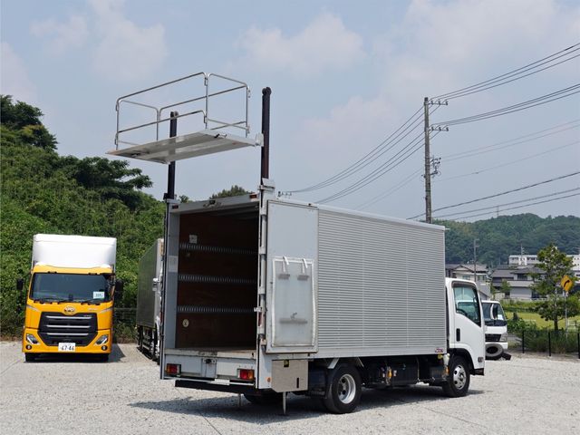 ISUZU ELF 2020 Image 31