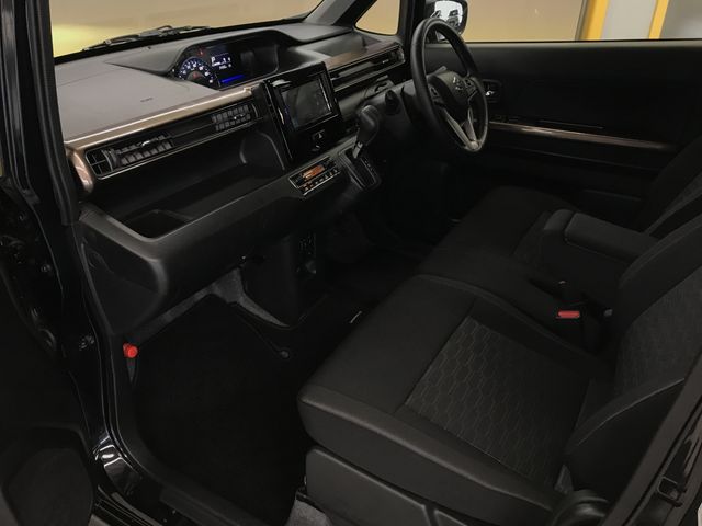 SUZUKI WAGON R CUSTOM Z 2022 Image 31