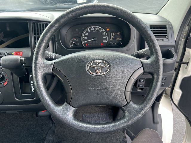 TOYOTA TOWNACE VAN 4WD 2024 Image 31