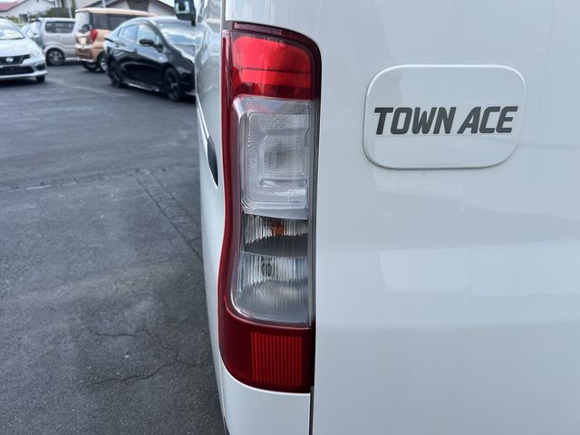 TOYOTA TOWNACE VAN 4WD 2024 Image 31