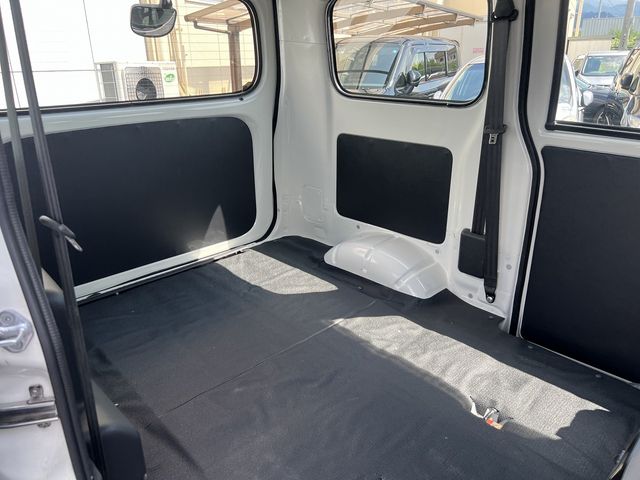 TOYOTA TOWNACE VAN 4WD 2024 Image 31