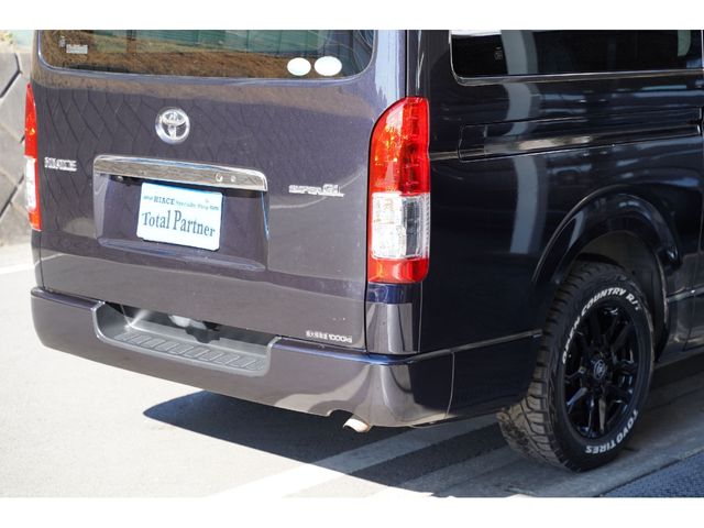 TOYOTA HIACE VAN 2WD 2017 Image 31