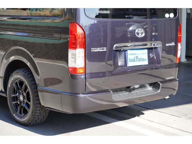 TOYOTA HIACE VAN 2WD 2017 Image 31