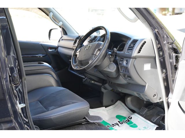 TOYOTA HIACE VAN 2WD 2017 Image 31