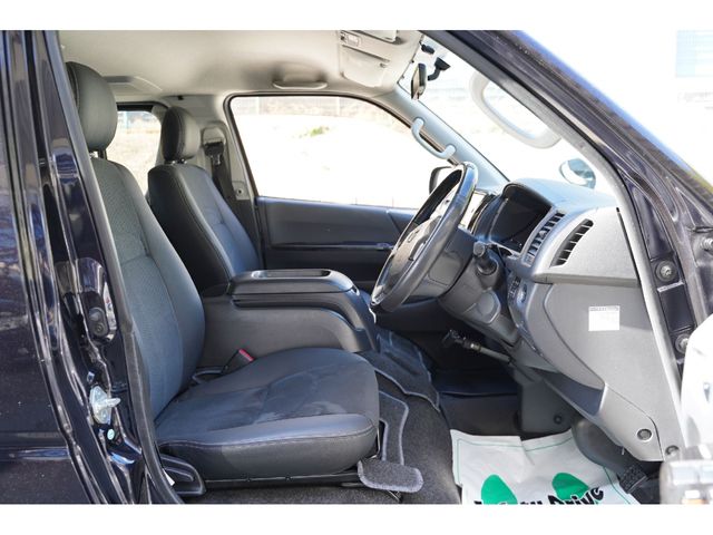 TOYOTA HIACE VAN 2WD 2017 Image 31