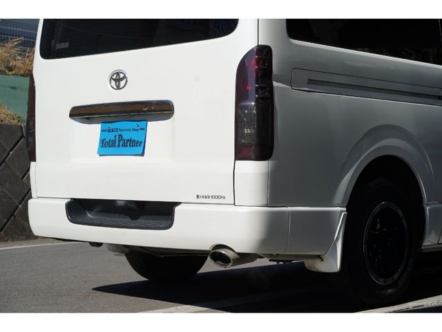 TOYOTA HIACE VAN 2WD 2017 Image 31