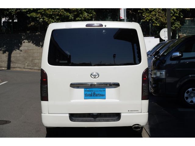 TOYOTA HIACE VAN 2WD 2017 Image 31